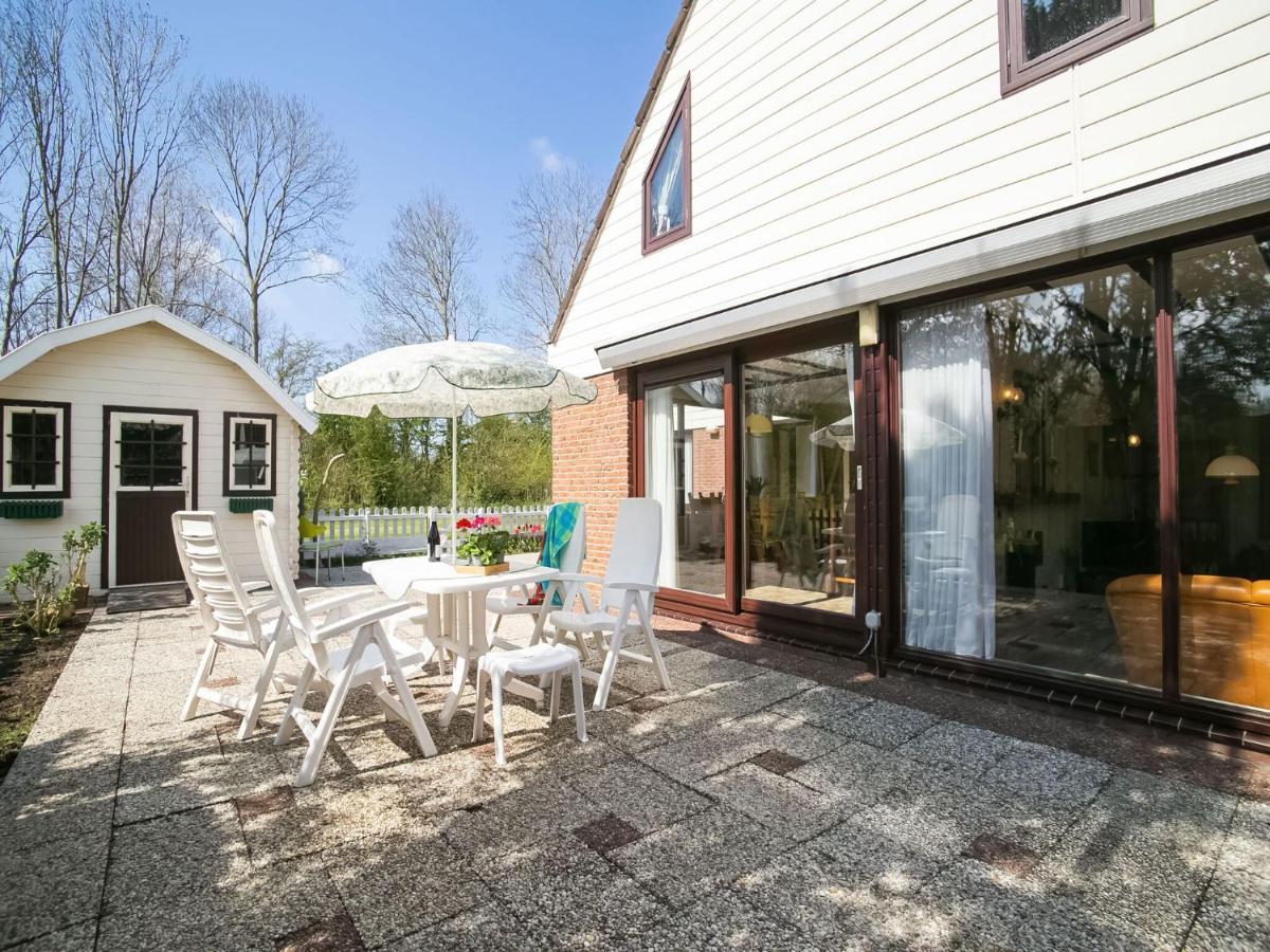 Holiday Home In Noordwijkerhout With Terrace Close To A Lake Exterior photo